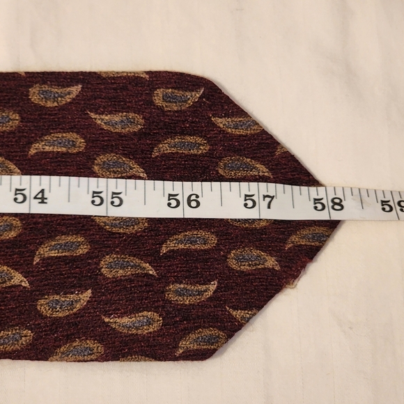 Perry Ellis Men's Paisley 100% Silk Tie in Rich Brown and Gold - Picture 6 of 6